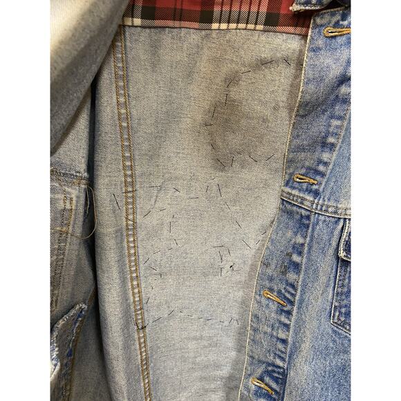 Vintage 1990’s Marlboro Denim Jacket With GUNS .N. ROSES patches. Size M - Picture 16 of 16